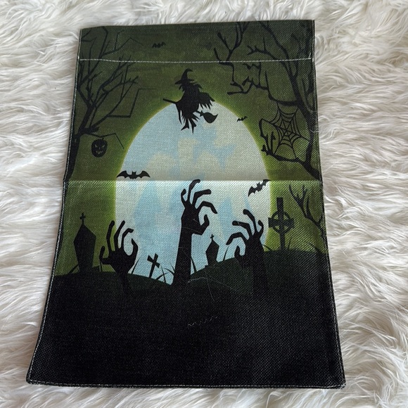 Happy Halloween Garden Flags - Picture 3 of 8